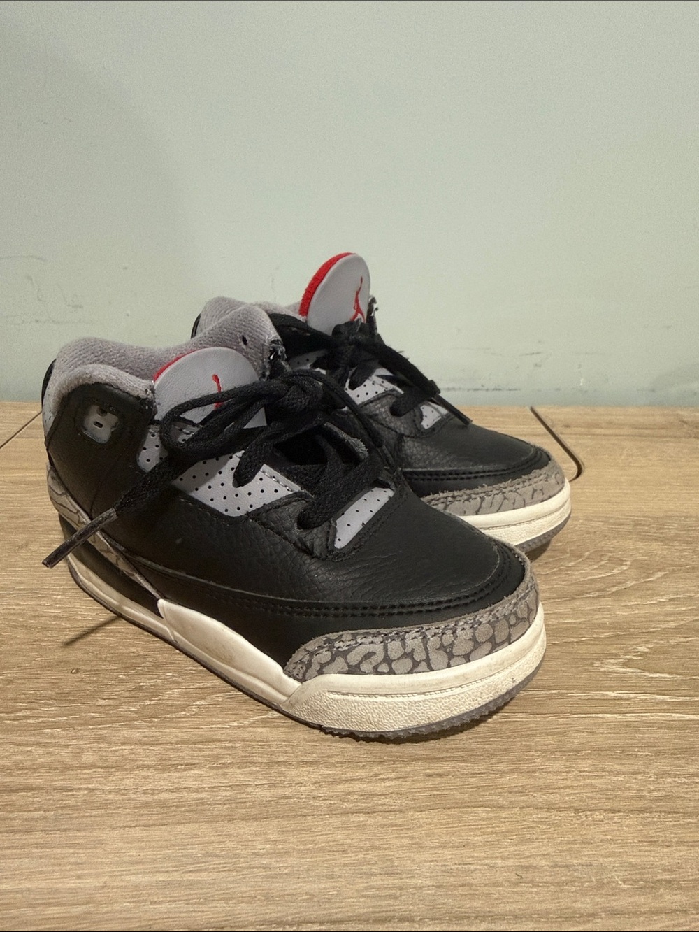 Jordan 3 Retro black cement